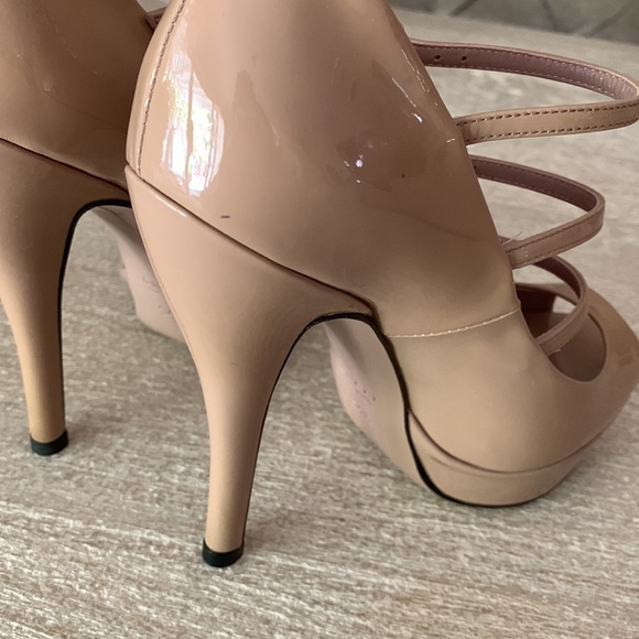 Gucci Patent Leather Shoes - Picture 8 of 11